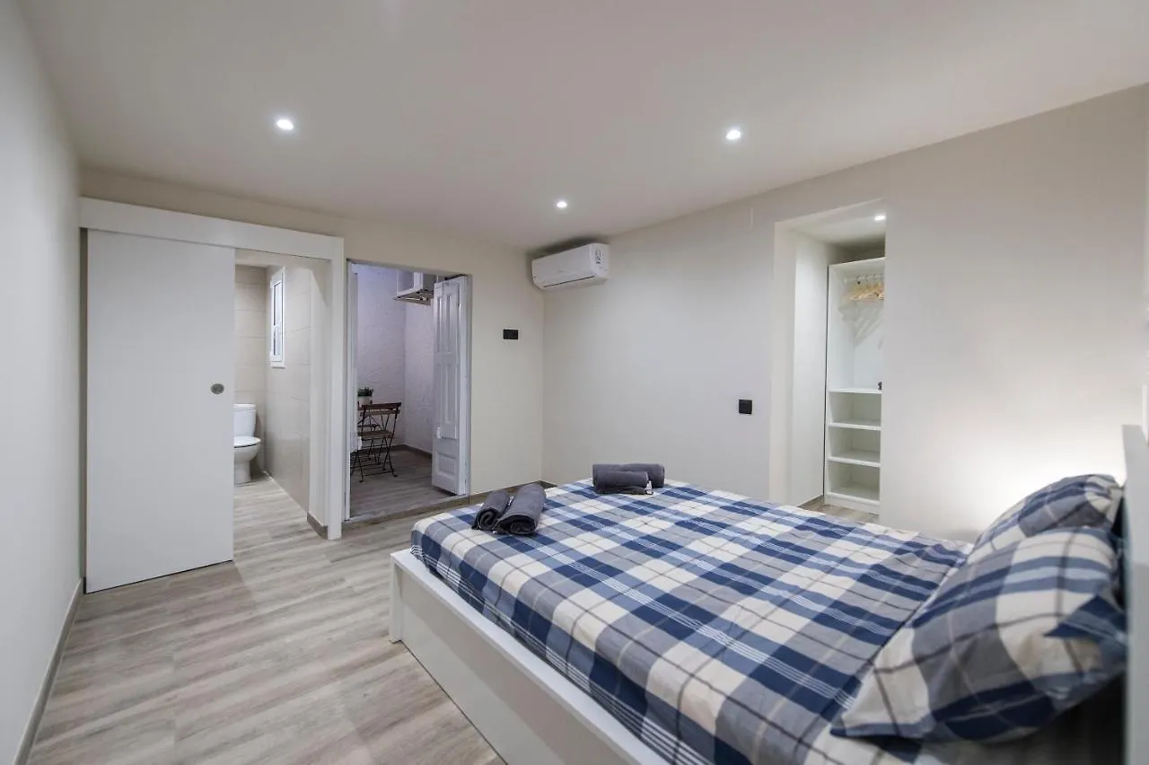 Sagrada Familia Apartments Barcelona